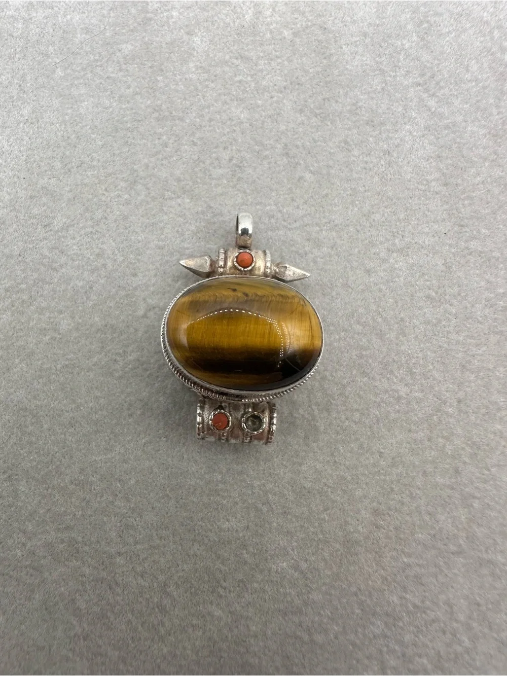 Vintage 925 Sterling Silver Tiger Eye Oval Cabochon Tribal Pendant AS IS